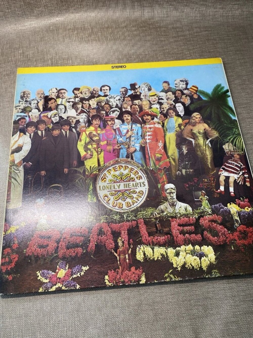 The Beatles Sgt Pepper LP SMAS-2653 Capitol Canada 1970s Press Vinyl